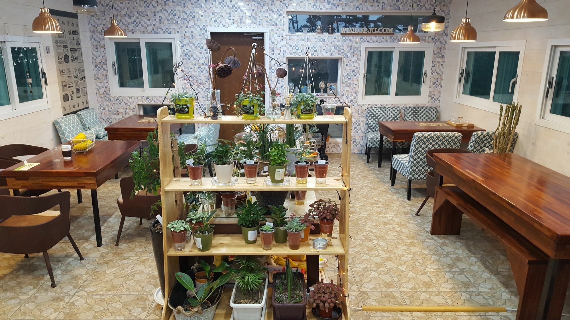 Wind Jeju Cafe & Pension Seogwipo Exterior photo